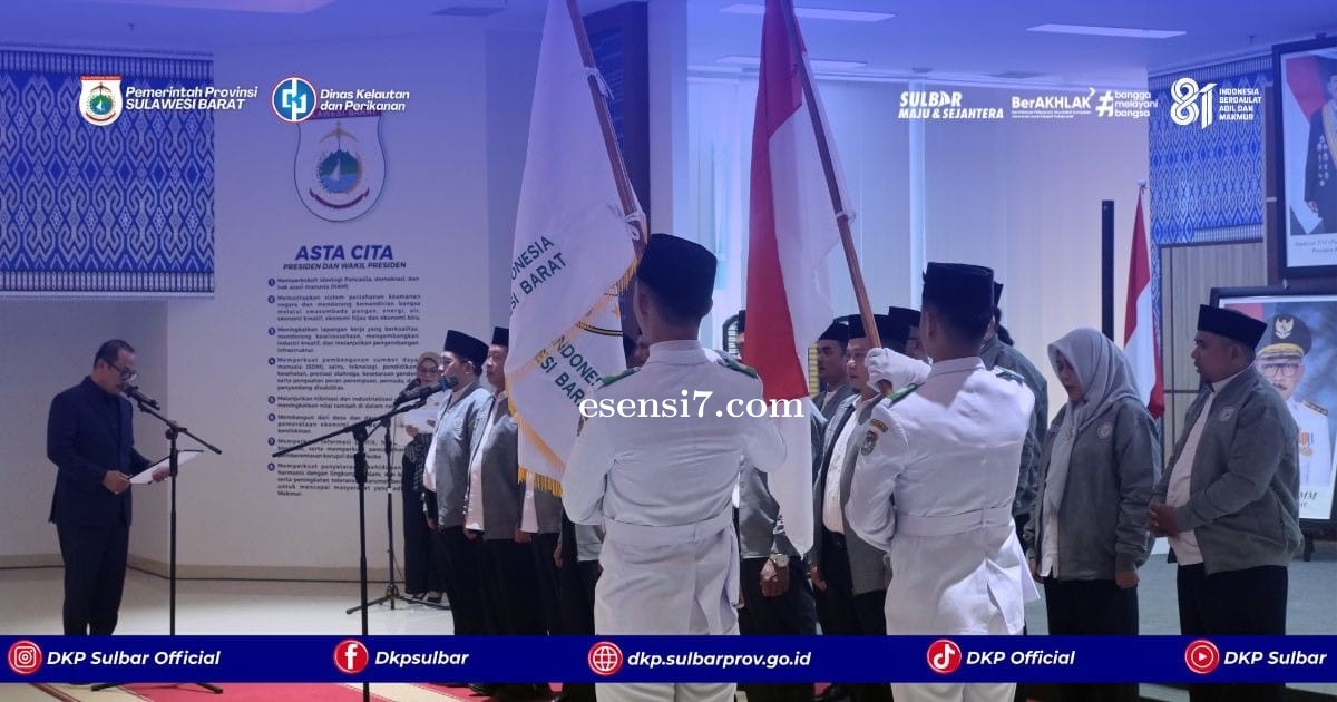 Kukuhkan Pengurus BWI Sulbar, Suhardi Duka Dorong Wakaf Lebih Produktif untuk Kemaslahatan Umat