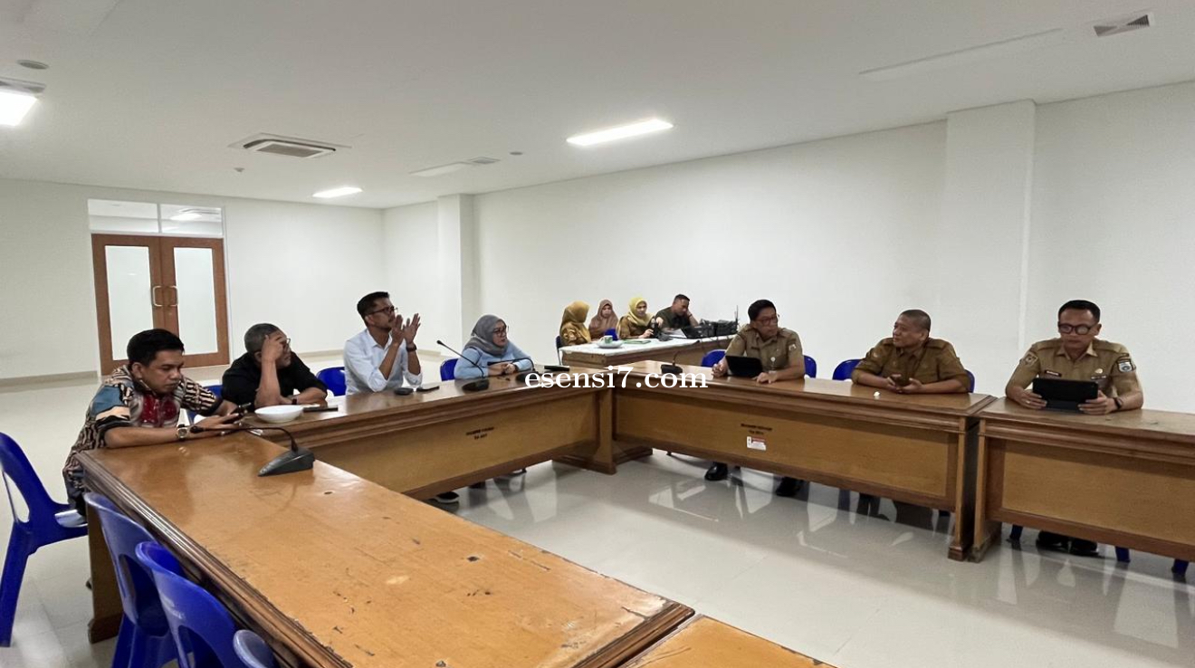 Bapperida Sulbar Hadiri Rapat Kerja Banggar DPRD dan TAPD Bahas Hasil Evaluasi Kemendagri atas APBD