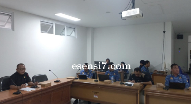 BAPEMPERDA DPRD SULBAR GELAR RAPAT KAJIAN DAN MONITORING PERSIAPAN PEMBAHASAN RANPERDA 2025