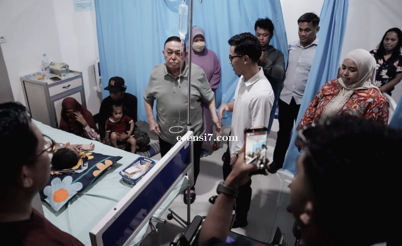 Wagub Sulbar Beri Dukungan dan Fasilitasi Rujukan bagi Arif, Remaja Penderita Tumor di Mamuju