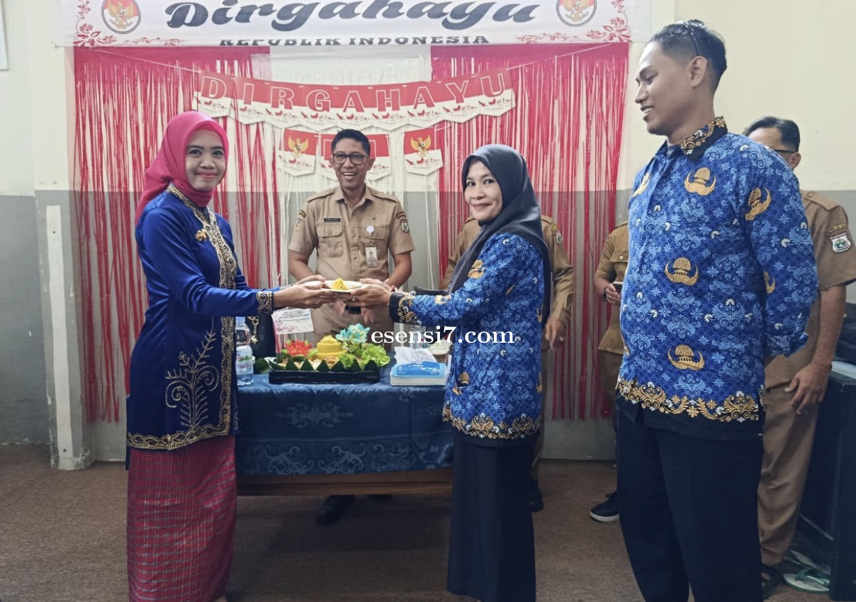 PPPK Paruh Waktu Kesbangpol Sulbar Gelar Syukuran Penerimaan SK Pengangkatan