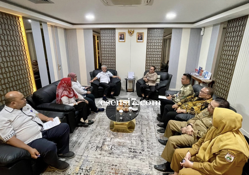 Turunkan Angka Kemiskinan, Pemprov Sulbar Jemput Dukungan Program Ketenagakerjaan ke Kemenaker