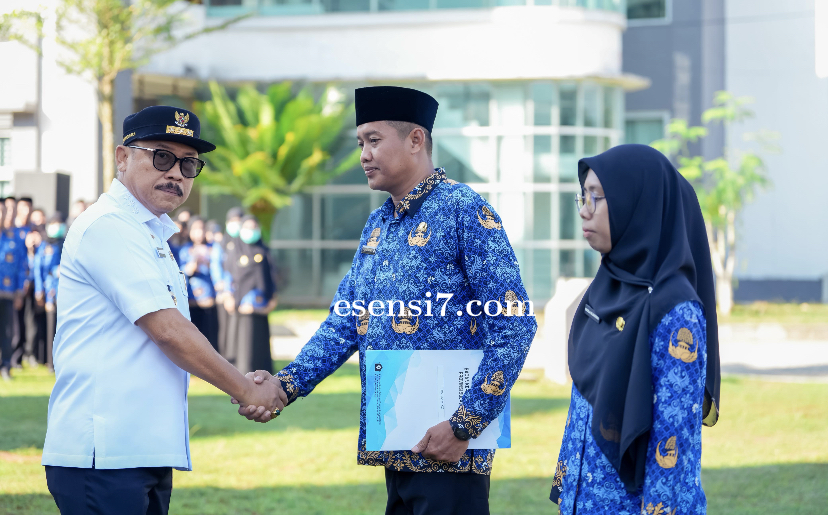 Gubernur Sulbar Beri SK 39 PPPK dengan Pesan: Yang Malas Tidak Kita Akomodasi