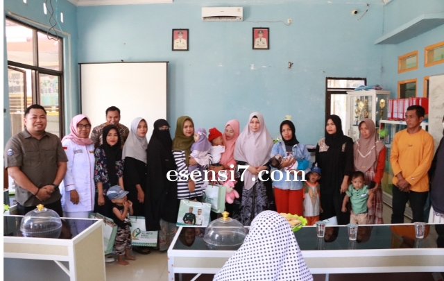 Kembali Intervensi  4+1, Biro Umum Bagikan 134 Paket Bantuan di Dua Kecamatan di Polman